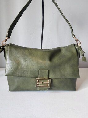 Via Roma Satchel "EUC"